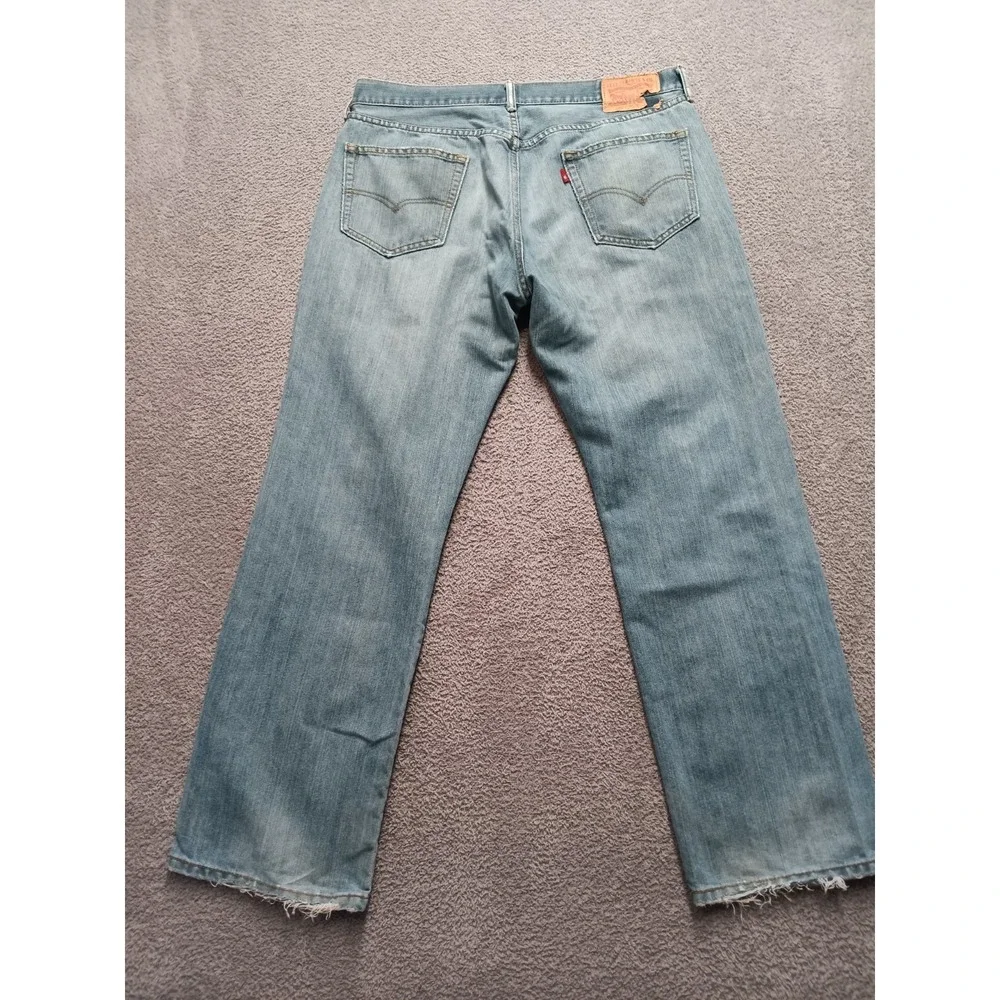 Levi's 559 Relaxed Straight Men's W36 L32‎ Light Wash Distressed Denim Jeans